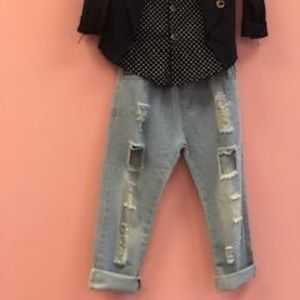 Unisex  distressed jeans